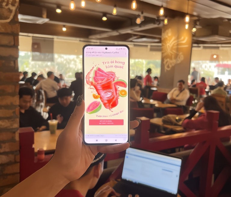 Privacy-respectful experience - Full-screen ads with no tracking concerns.